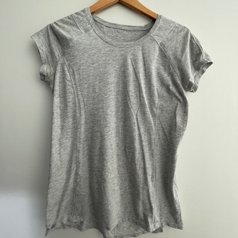 Lululemon T-shirt